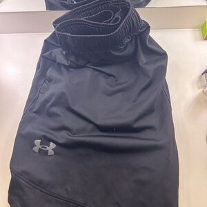 Men’s under Armour shorts